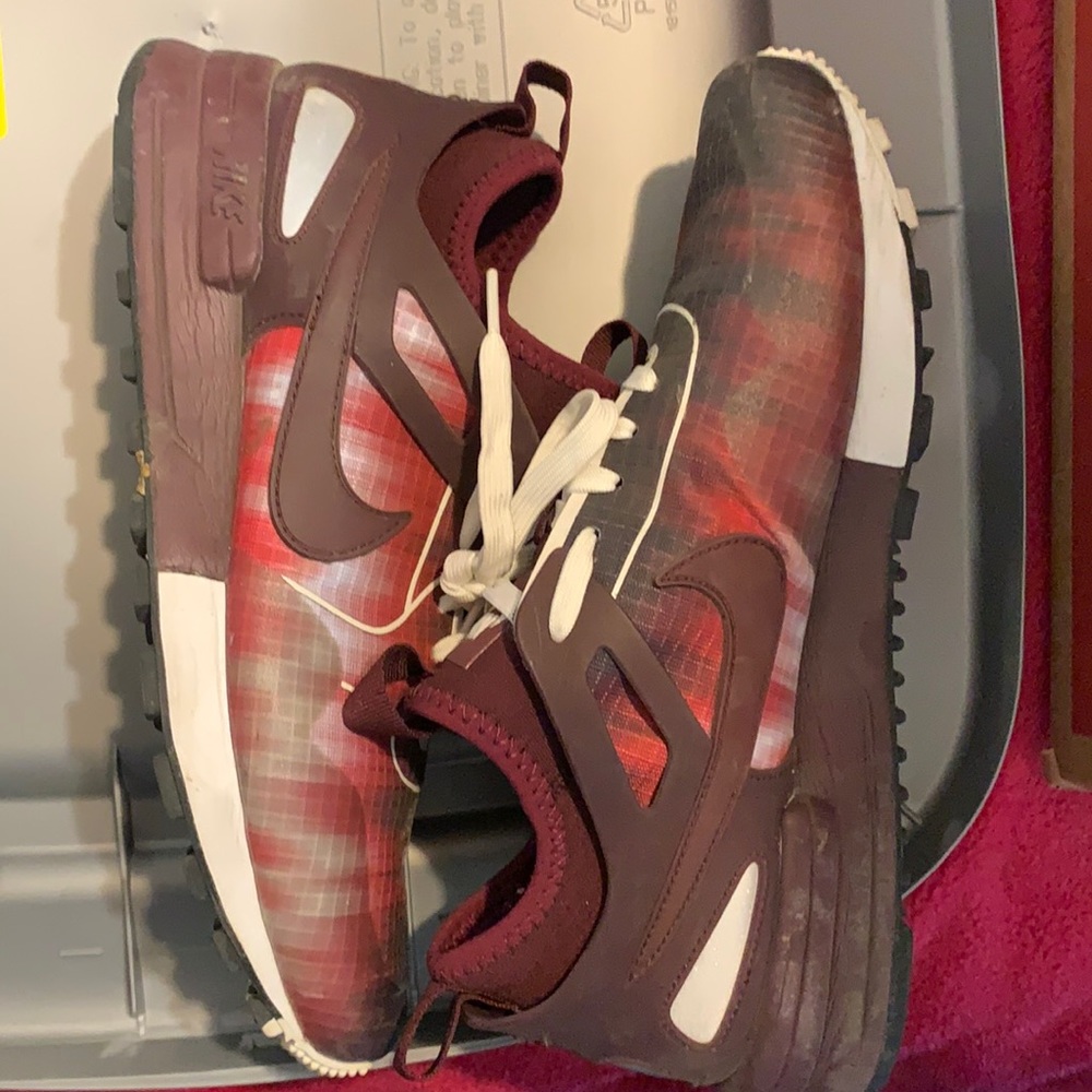 Nike shoes